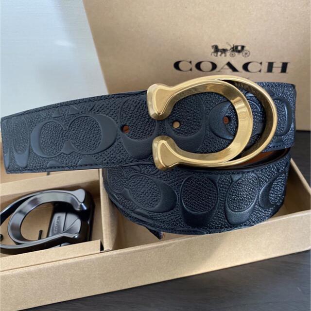 COACH(コーチ)のコーチ　メンズベルト　新品　最新リバーシブルシグネチャー箱付きバックル回転可能 メンズのファッション小物(ベルト)の商品写真