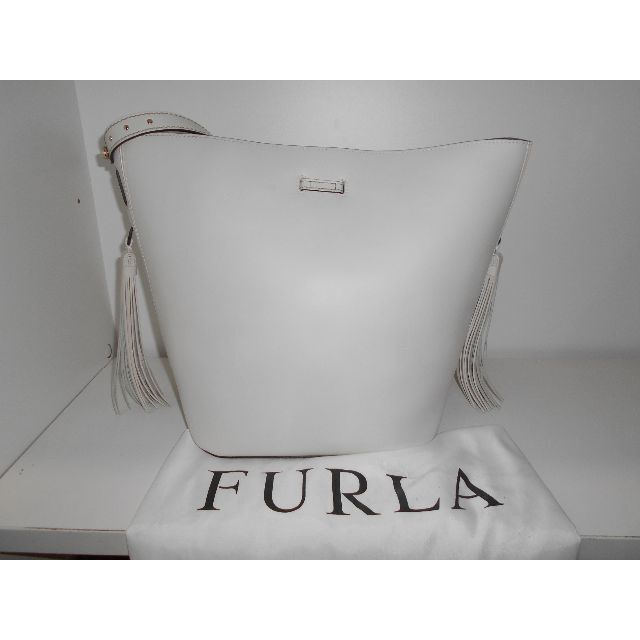 055003● FURLA レザー ショルダー バッグ