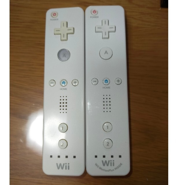 Wii U(ウィーユー)のyappie様専用　Wii U　本体セット　マリオカート8 エンタメ/ホビーのゲームソフト/ゲーム機本体(家庭用ゲーム機本体)の商品写真