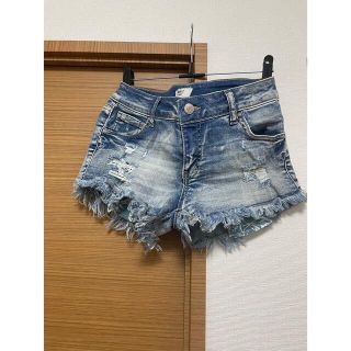 フォーエバートゥエンティーワン(FOREVER 21)のフォーエバー21 ショートパンツ(ショートパンツ)