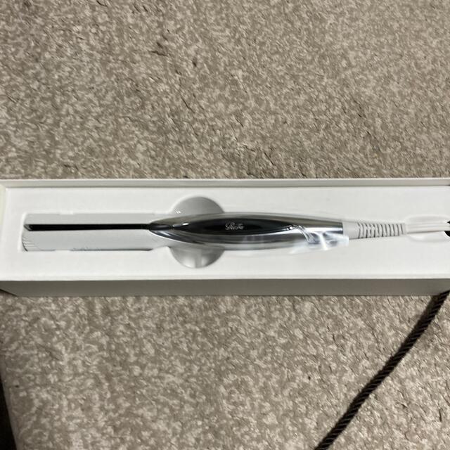 新品未使用》MTG リファ ビューテック ストレートアイロン 新品未使用》MTG リファ ビューテック ストレートアイロン
