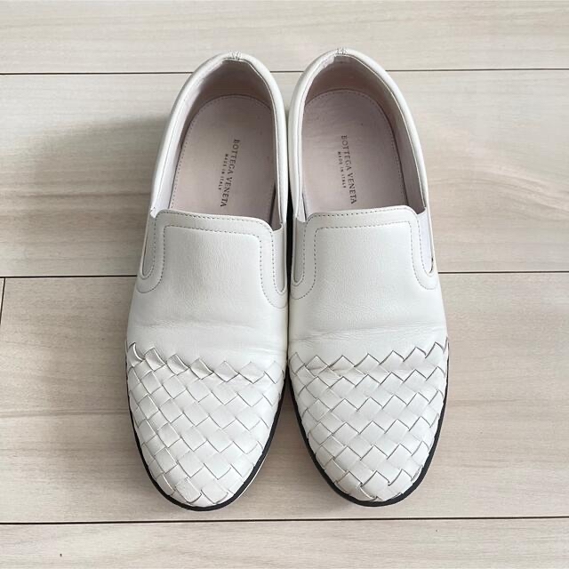 Bottega Veneta(ボッテガヴェネタ)の美品❣️ボッテガ　スニーカー　スリッポン　36.5 レディースの靴/シューズ(スニーカー)の商品写真