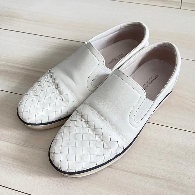 Bottega Veneta(ボッテガヴェネタ)の美品❣️ボッテガ　スニーカー　スリッポン　36.5 レディースの靴/シューズ(スニーカー)の商品写真