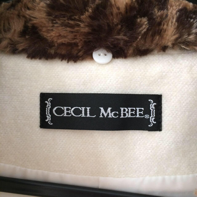 CECIL McBEE(セシルマクビー)の格安❤️CECILMcBEE ポンチョ コート レディースのジャケット/アウター(ポンチョ)の商品写真