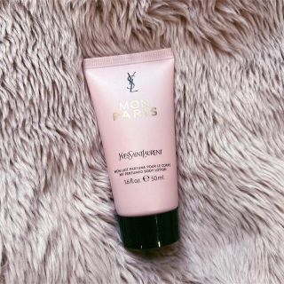 イヴサンローランボーテ(Yves Saint Laurent Beaute)のMON PARIS (2つセット)(ボディローション/ミルク)