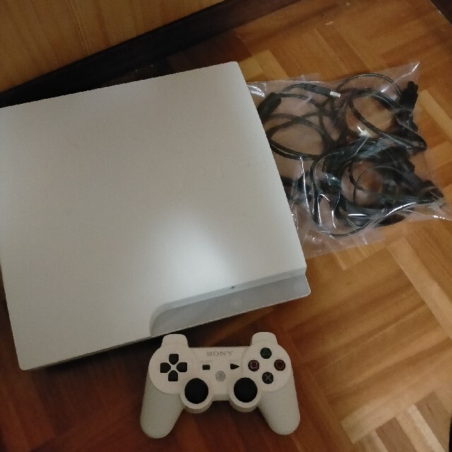 PS3本体  CECH-3000A LW