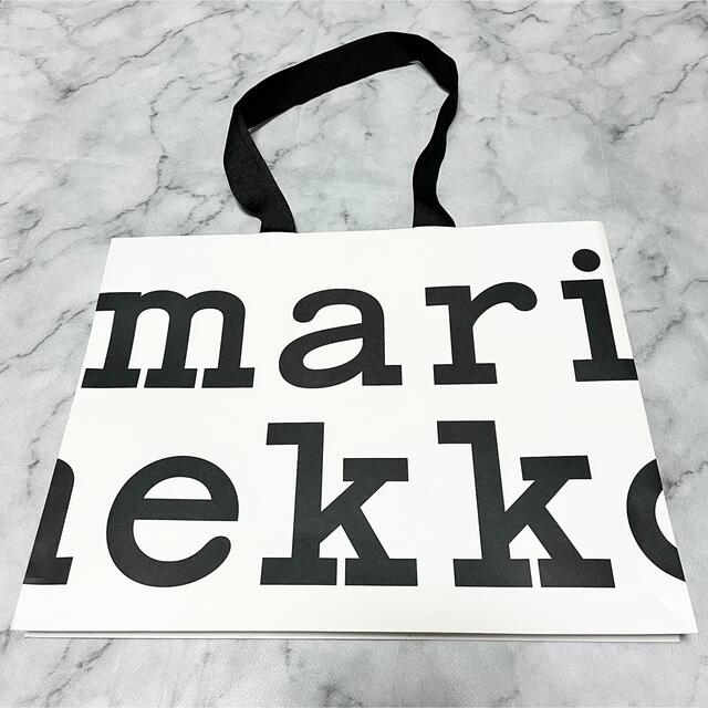 marimekko(マリメッコ)のmarimekko マリメッコ ショップ袋 ㊥サイズ レディースのバッグ(ショップ袋)の商品写真