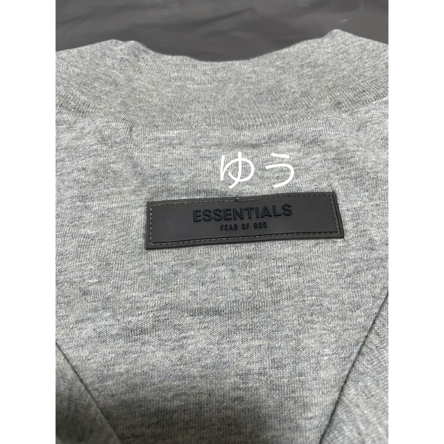 FEAR OF GOD(フィアオブゴッド)のFog Essentials 1977 ロング スリーブ Tシャツ L メンズのトップス(Tシャツ/カットソー(七分/長袖))の商品写真