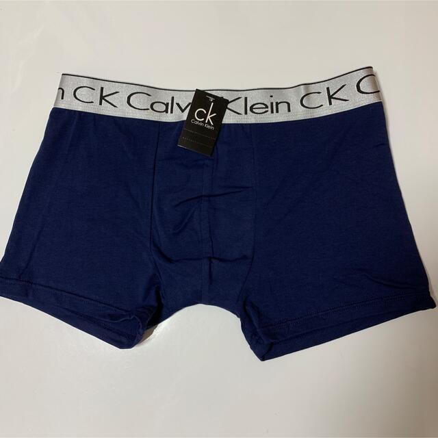 Calvin Klein カルバンクライン　ボクサーパンツMサイズ3枚セット メンズのアンダーウェア(ボクサーパンツ)の商品写真