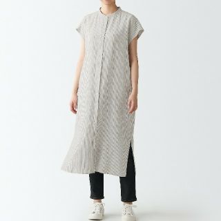 ムジルシリョウヒン(MUJI (無印良品))の無印良品 フレンチリネン洗いざらしフレンチスリーブワンピース／べージュストライプ(ひざ丈ワンピース)