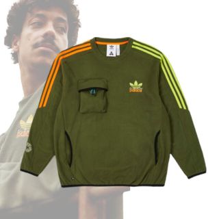 パレス(PALACE)の【新品】M adidas アディダス パレス スケートボード カーキ 限定(スウェット)