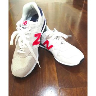 ニューバランス(New Balance)の新品　未使用 試着のみ ニューバランス グレー 夏 373 26.5(スニーカー)