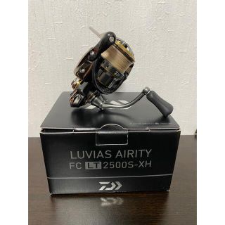 ダイワ(DAIWA)の21ルビアスエアリティ FCLT2500S-XH ゴメクサクハンドルノブセット(リール)