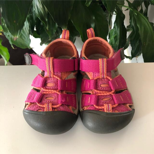 KEEN(キーン)のKEEN US5 12.5cm 美品です キッズ/ベビー/マタニティのベビー靴/シューズ(~14cm)(サンダル)の商品写真