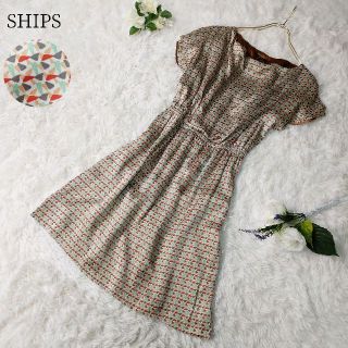 シップス(SHIPS)の【美品・シルク100%】SHIPS フレンチスリーブワンピース 総柄 日本製(ひざ丈ワンピース)