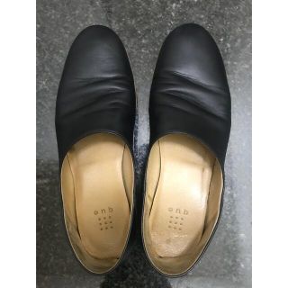 que shoes プレーンM 黒23.5〜24.0㎝(ローファー/革靴)