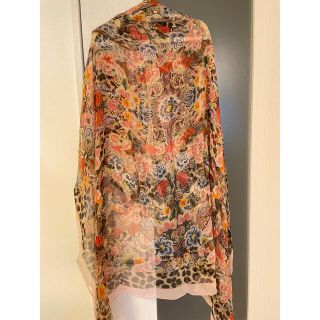 Alexander McQueen(バンダナ/スカーフ)のフリマアイテム一覧 Alexander McQueen(バンダナ/スカーフ)のフリマアイテム一覧