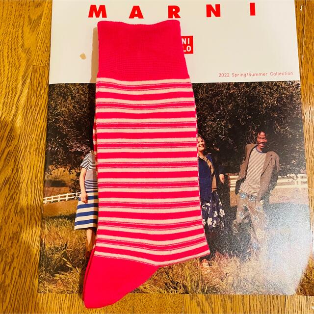 Marni(マルニ)のユニクロ マルニ 靴下 23-25cm 新品未使用 マルニのカタログ付き！激安 レディースのレッグウェア(ソックス)の商品写真