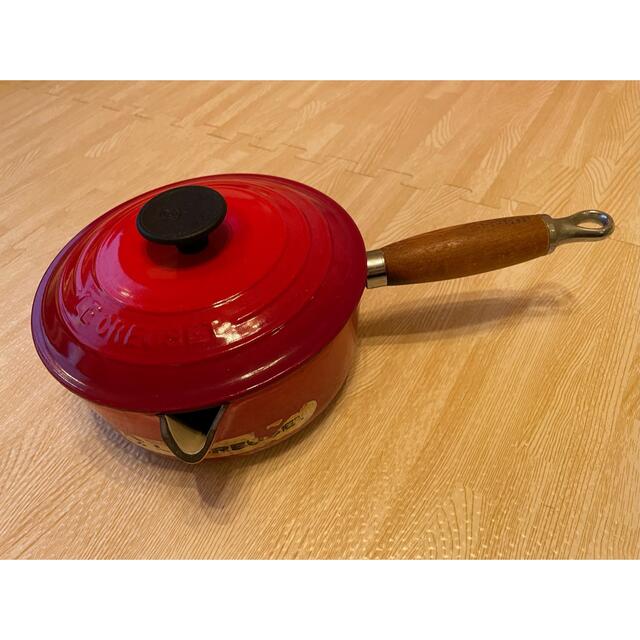 LE CREUSET - ル・クルーゼ ルクルーゼ 鍋 片手鍋 レッド 赤 18cm 手鍋 ウッドハンドルの通販 by YLP's shop