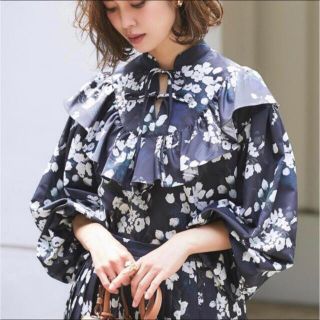 ケイタマルヤマ(KEITA MARUYAMA TOKYO PARIS)のseventen × keitamaruyama 夜の花　プリントブラウス(シャツ/ブラウス(長袖/七分))