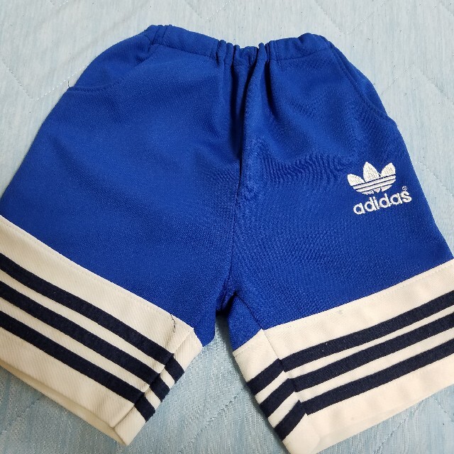 adidas(アディダス)のadidasハーフパンツ キッズ/ベビー/マタニティのキッズ服男の子用(90cm~)(パンツ/スパッツ)の商品写真