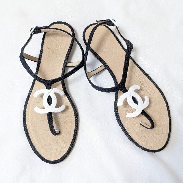 超美品 CHANEL シャネル ココマーク トング サンダル バイカラー 完売