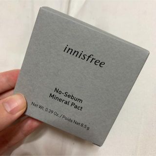 イニスフリー(Innisfree)の【新品】innisfree ノーセバム ミネラル パクト パウダー(フェイスパウダー)