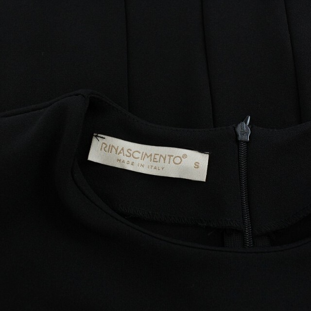 RINASCIMENTO(リナシメント)のリナシメント カットソー Tシャツ ハーフスリーブ 五分袖 袖ストライプ S 黒 レディースのトップス(その他)の商品写真
