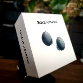 サムスン(SAMSUNG)の【新品未開封】Galaxy Buds2 GRAPHITE(黒)(ヘッドフォン/イヤフォン)