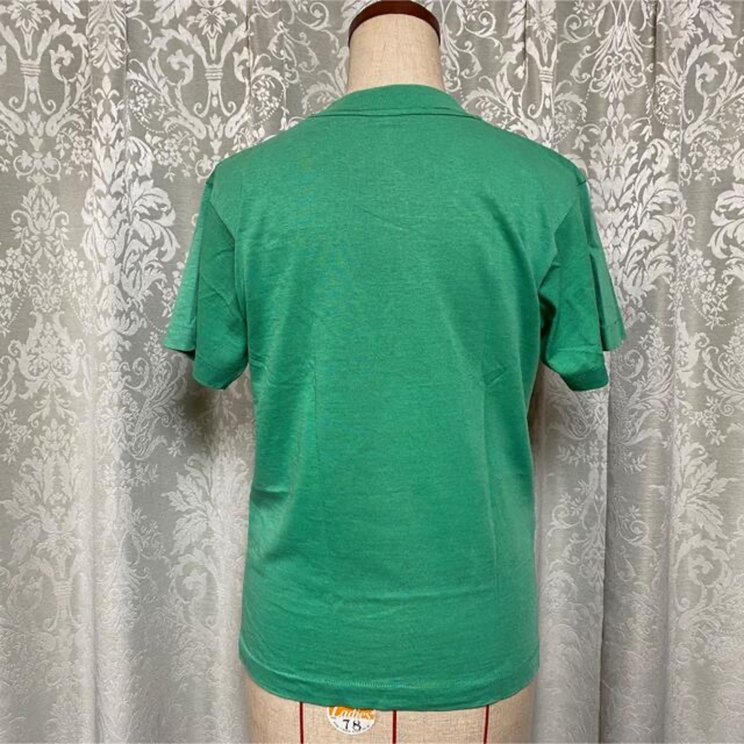 UNIQLO(ユニクロ)の古着Tシャツ+ユニクロ新品未使用VネックTシャツカットソー3枚セット半袖 レディースのトップス(Tシャツ(半袖/袖なし))の商品写真