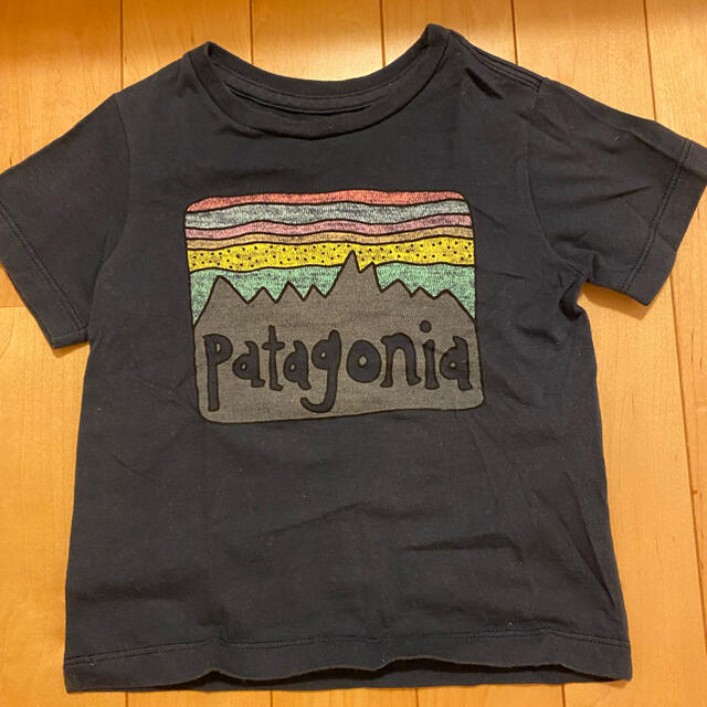 patagonia(パタゴニア)のパタゴニア　tシャツ　80 キッズ/ベビー/マタニティのベビー服(~85cm)(Ｔシャツ)の商品写真