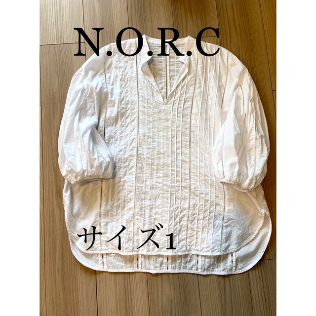 ノーク　N.O.R.Cレースピンタックギャザースリーブブラウス レディースのトップス(シャツ/ブラウス(長袖/七分))の商品写真