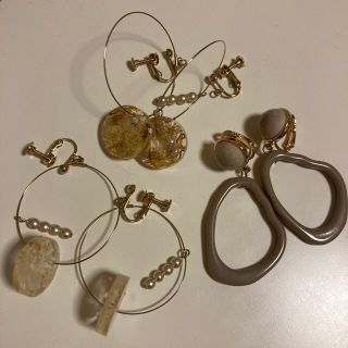 ジーユー(GU)の【美品】イヤリング3点セット(イヤリング)