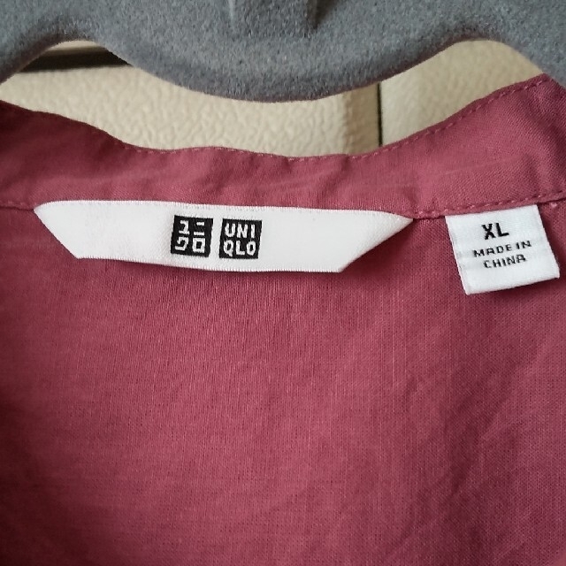 UNIQLO(ユニクロ)のユニクロ２品　KIIRONINO様専用 レディースのトップス(シャツ/ブラウス(長袖/七分))の商品写真