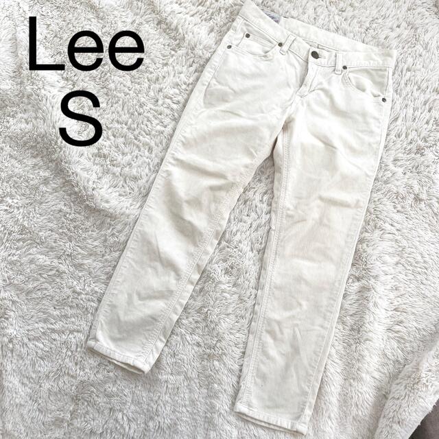 Lee(リー)のLee ボトムス　パンツ　ホワイト　アンクル　Sサイズ レディースのパンツ(カジュアルパンツ)の商品写真