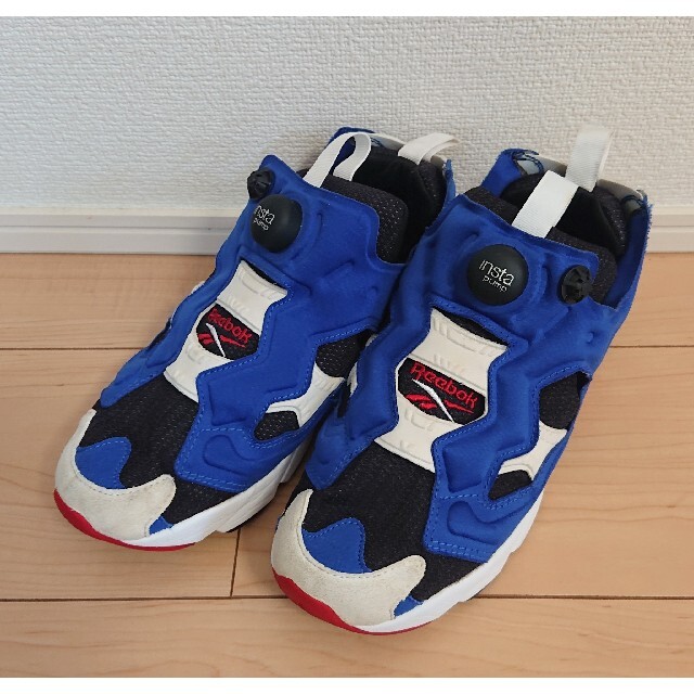 Reebok(リーボック)の24.5 良品 Reebok CLASSIC INSTAPUMP FURY OG レディースの靴/シューズ(スニーカー)の商品写真