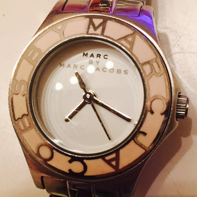 MARC BY MARC JACOBS(マークバイマークジェイコブス)のMARC BY MARC JACOBS レディースのファッション小物(腕時計)の商品写真