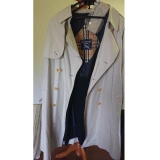 バーバリー(BURBERRY) トレンチコート(メンズ)(ホワイト/白色系)の