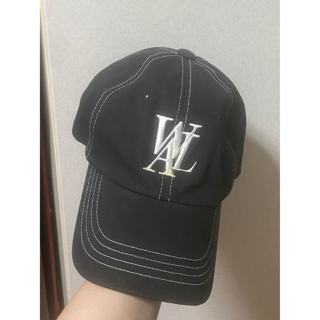 wooalong キャップ　黒 レディースの帽子(キャップ)の商品写真