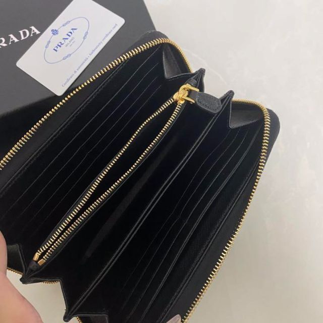 PRADA(プラダ)のプラダ 財布 PRADA 長財布 ブラック 黒 レディースのファッション小物(財布)の商品写真