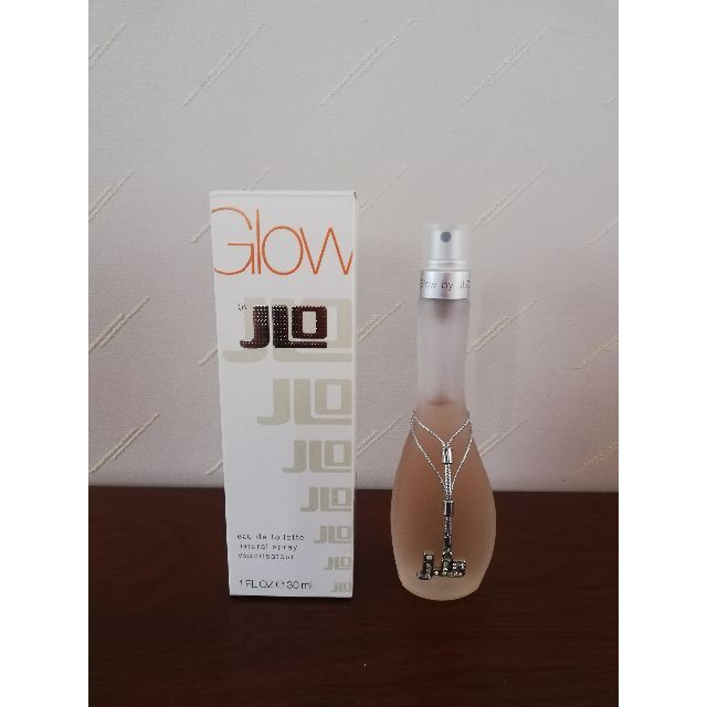 J.Lo(ジェニファーロペス)のジェニファーロペス グロウバイジェイロー 香水 30ml コスメ/美容の香水(香水(女性用))の商品写真