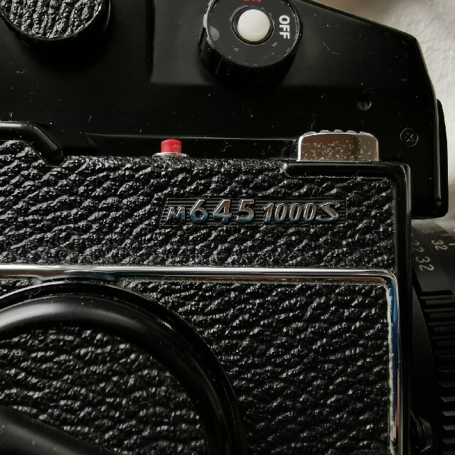 USTMamiya(マミヤ)のマミヤのカメラ2台、レンズ2本　ジャンク スマホ/家電/カメラのカメラ(フィルムカメラ)の商品写真