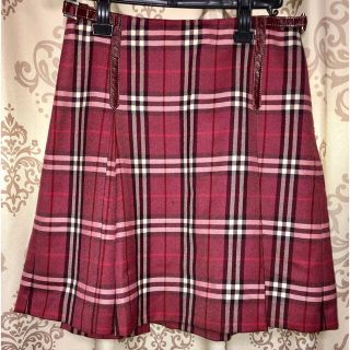 バーバリーブルーレーベル レッド ひざ丈スカートの通販 77点
