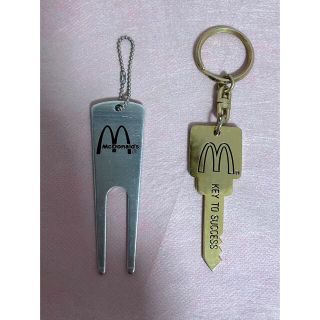 マクドナルド(マクドナルド)の《McDonald's》グリーンフォーク&key型キーホルダー(キーホルダー)