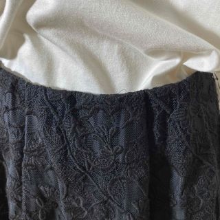 INGEBORG - インゲボルグ 総花柄レースのスカート税込定価7万1500円