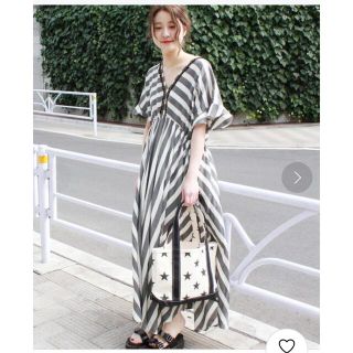 Sara Mallika - SARA MALLIKA サラマリカ ストライプワンピースの