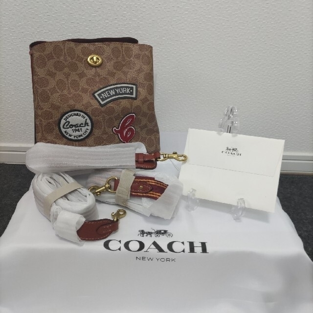 ブランド長財布COACH コーチ ウィロウバケット シグネチャー キャンバス ウィズ レキシー