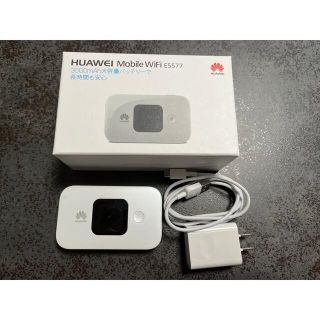 ファーウェイ(HUAWEI)のHUAWEI E5577S-324 フリー モバイルwi-fiルーター ホワイト(PC周辺機器)