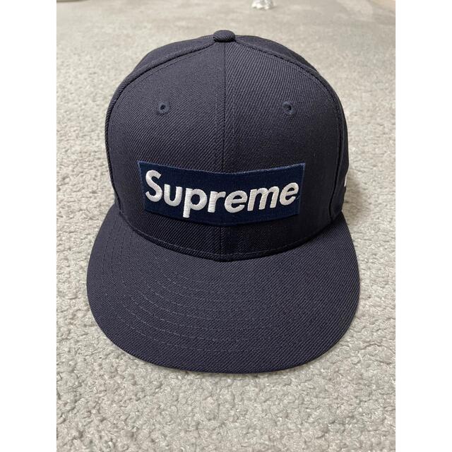 supremesupreme world famous box logo new era3/8