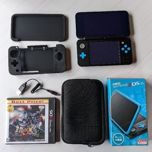 ゲームソフトゲーム機本体2DS LL ブラック/ターコイズ・シリコンカバー・充電ケーブル・MHXX